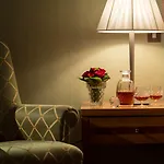 Newpark Hotel