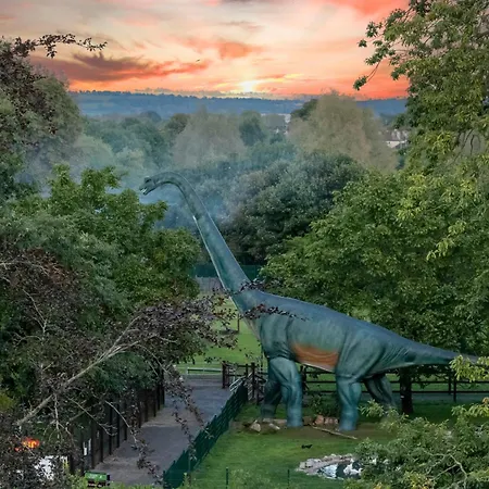 Szálloda Newpark 4*