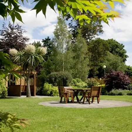 Szálloda Newpark