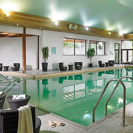 Newpark Hotel