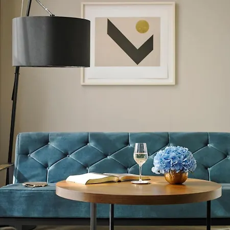 Ξενοδοχείο Newpark 4*