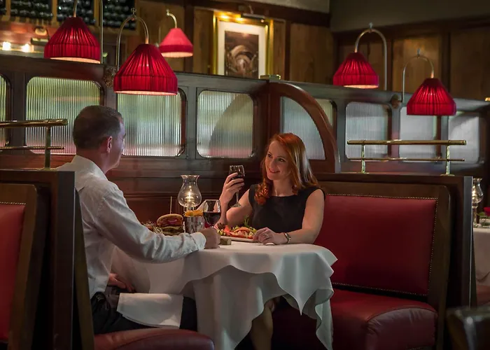 Отель Newpark 4*