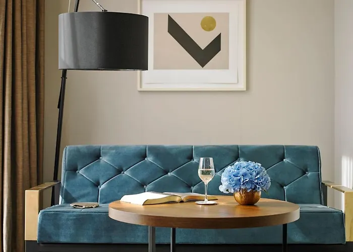 Отель Newpark 4*